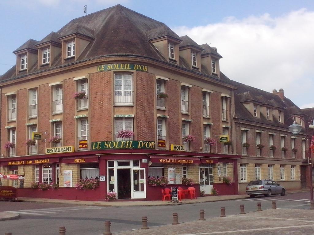 Le Soleil D'Or Hotel Vimoutiers Quarto foto